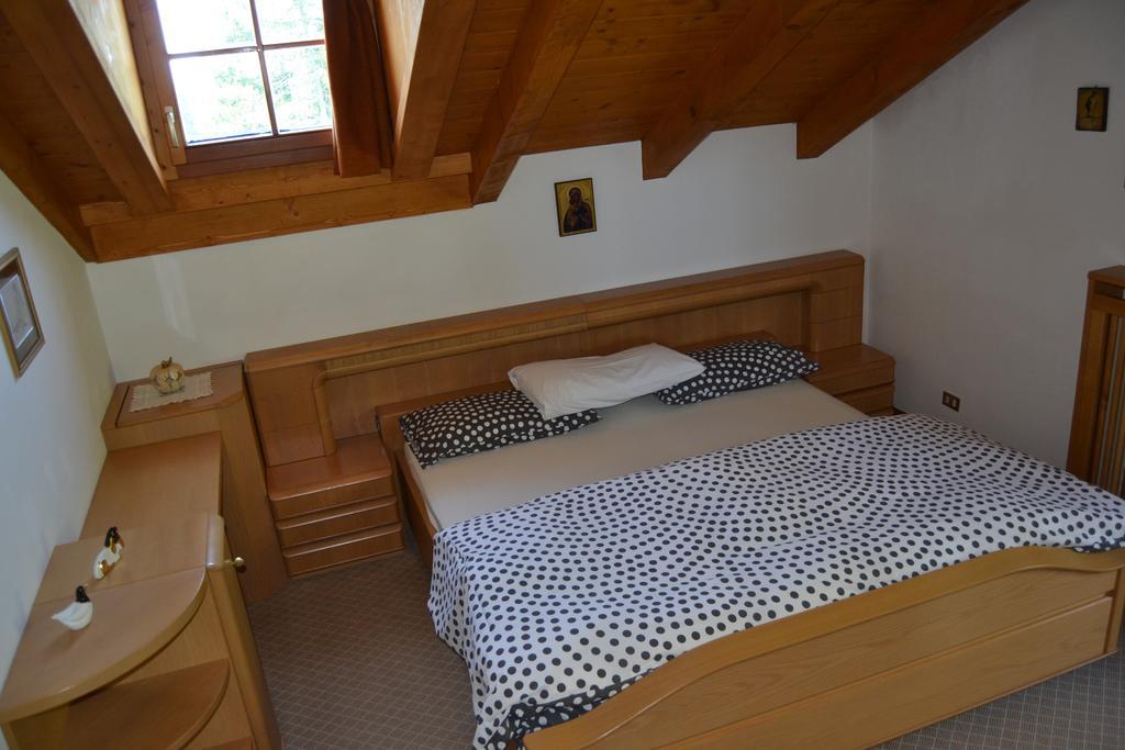Villa Tamion Vigo di Fassa Bilik gambar