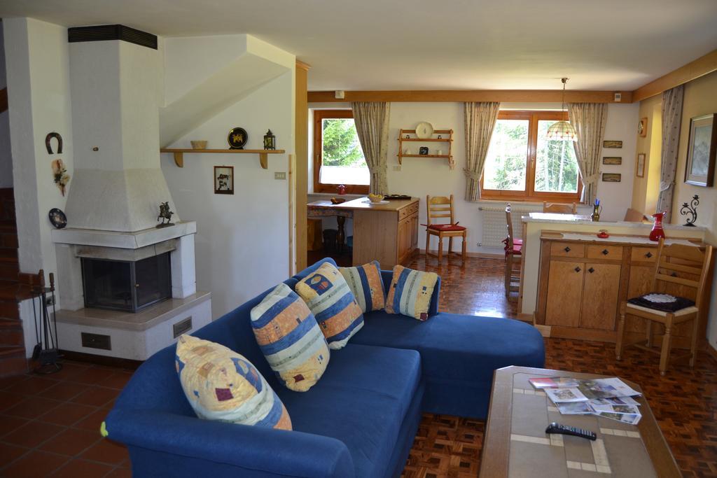 Villa Tamion Vigo di Fassa Bilik gambar