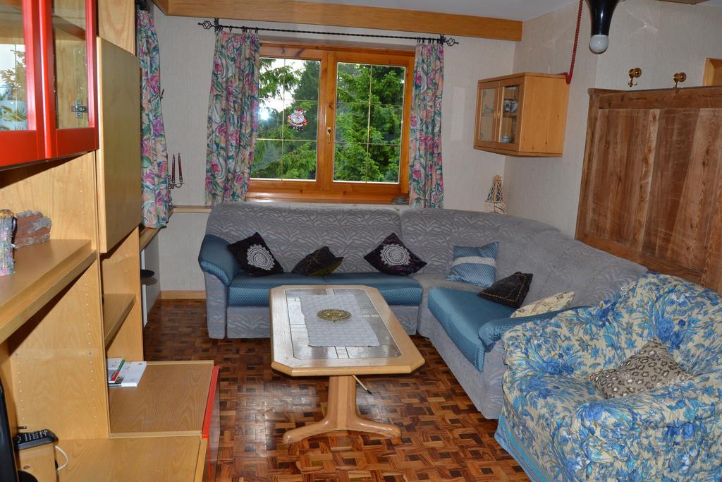 Villa Tamion Vigo di Fassa Bilik gambar